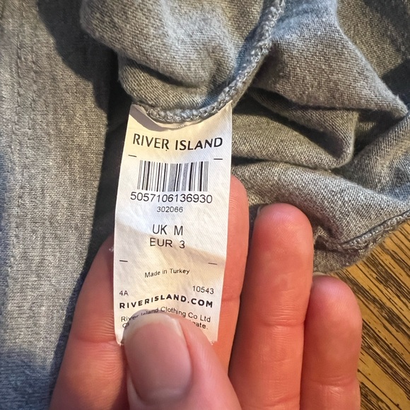River Island Graphic Crew M - Picture 9 of 9